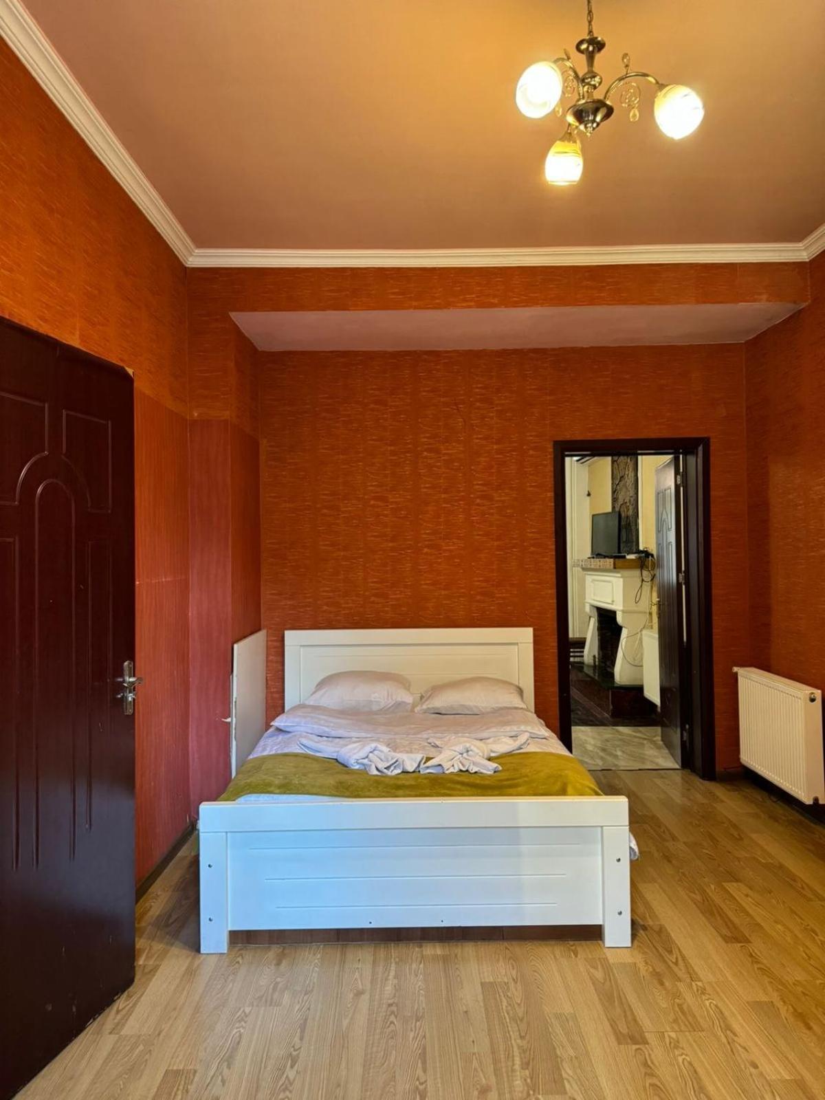 Benene'S Apartments Tbilisi Buitenkant foto