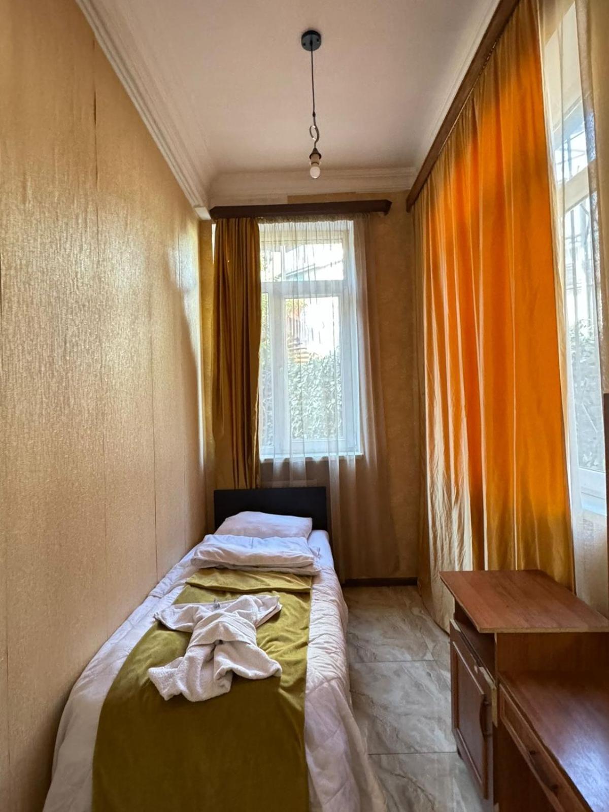 Benene'S Apartments Tbilisi Buitenkant foto