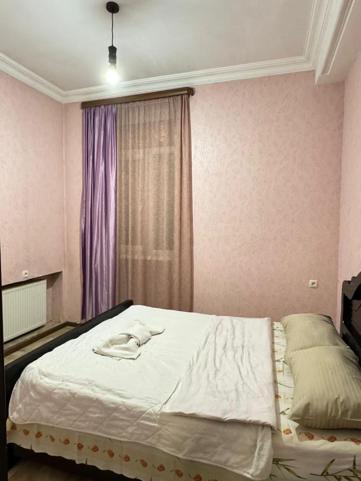 Benene'S Apartments Tbilisi Buitenkant foto